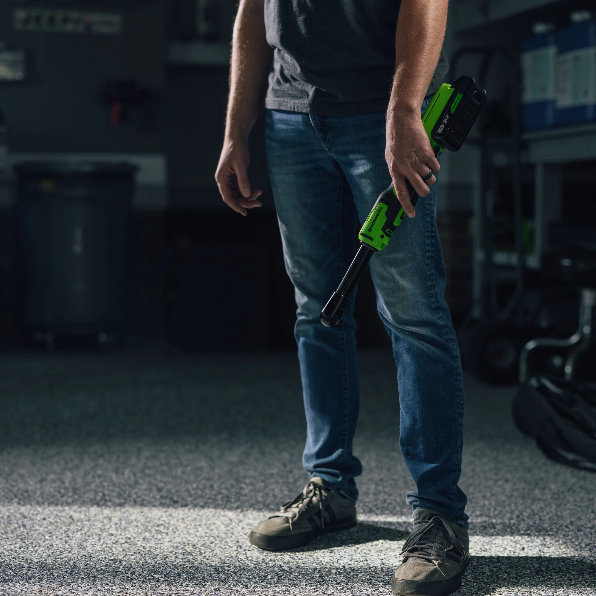 24V PowerAll 60 ft-lb 3/8" Extended Reach Ratchet Wrench, with 2.0 Ah Battery, 30W Charger, and 3' Cable - Image 3