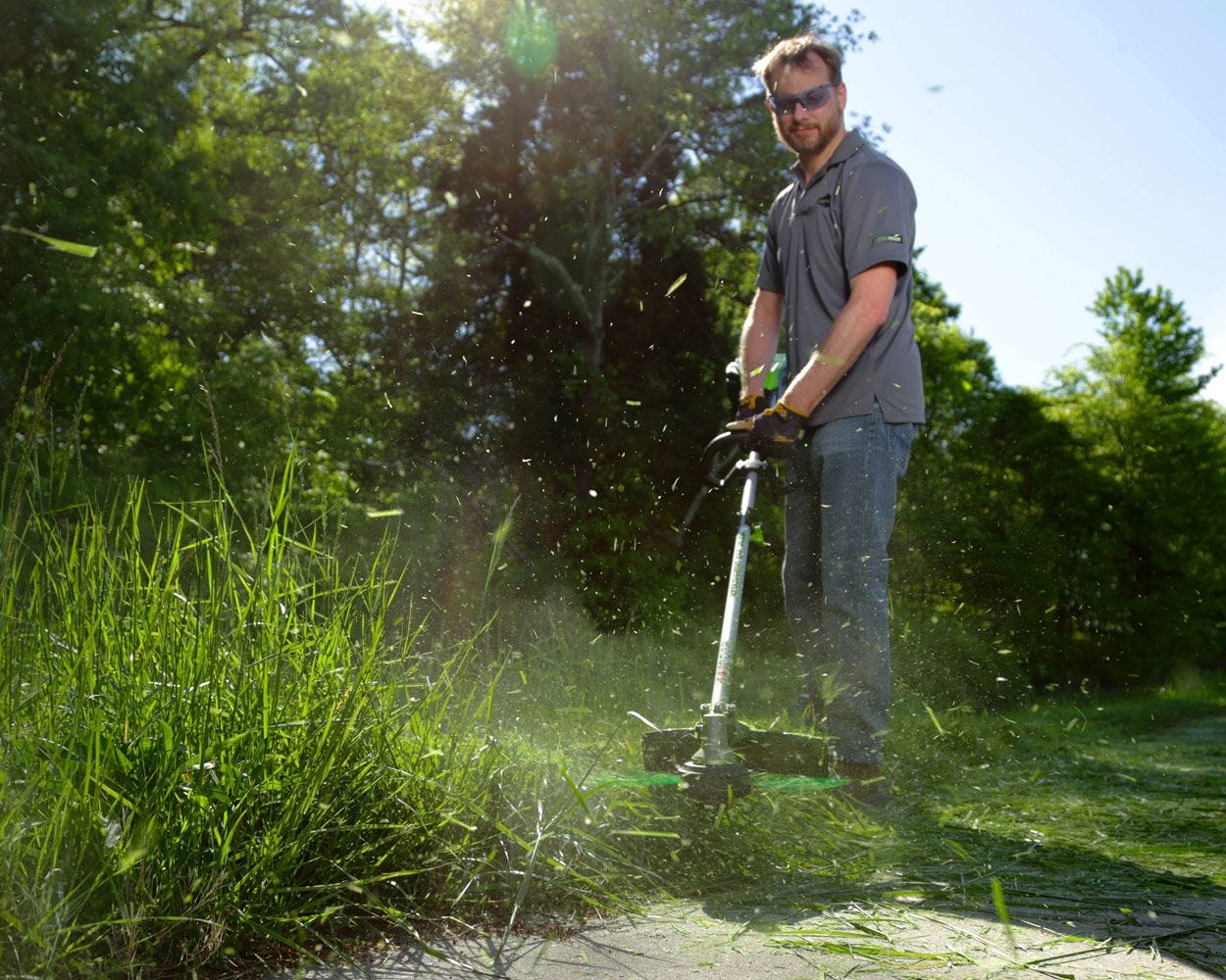 80V 16" Cordless Battery String Trimmer (Attachment Capable) and 8" Edger Attachment Combo Kit: 2.0 Ah Battery and Charger - Image 5